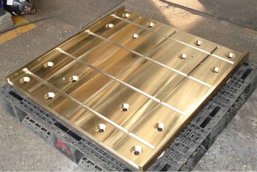 銅合金の機械的成分を加工するための予防策